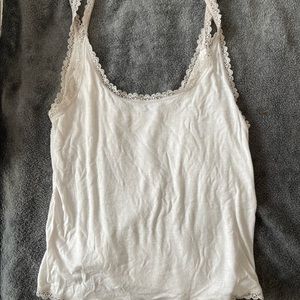 Cream American eagle soft & sexy tank top with lacy trim